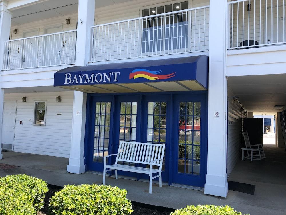 Baymont By Wyndham Гринвуд Экстерьер фото